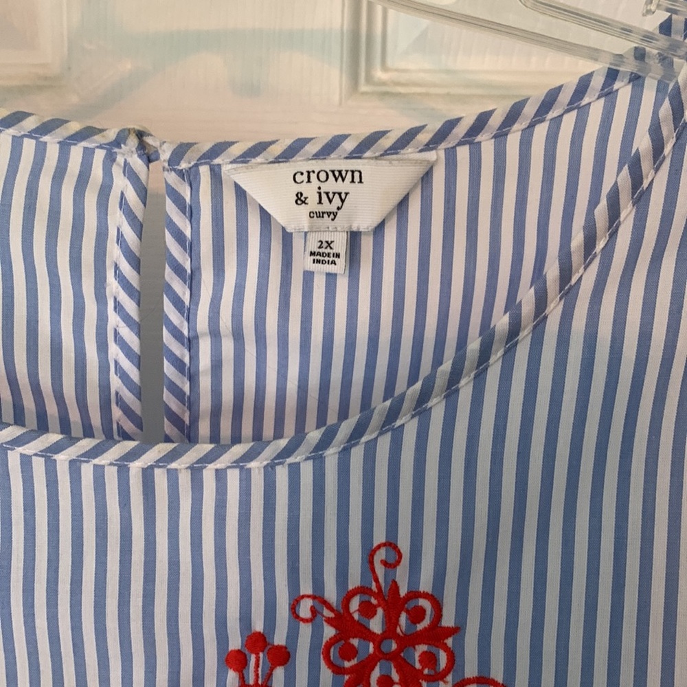 Pretty blouse - Picture 5 of 5